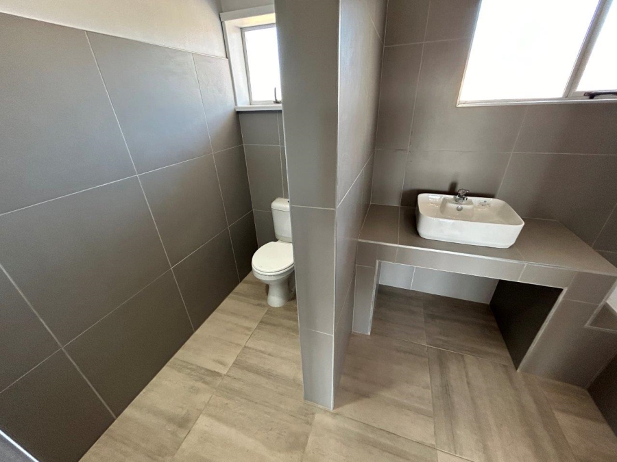 9 Bedroom Property for Sale in Jeffreys Bay Central Eastern Cape